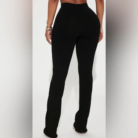 Snatched Ribbed Compression Pants🤭🔥 - Picture 2 of 3